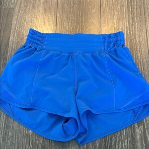 Lululemon hotty hot short 2.5in